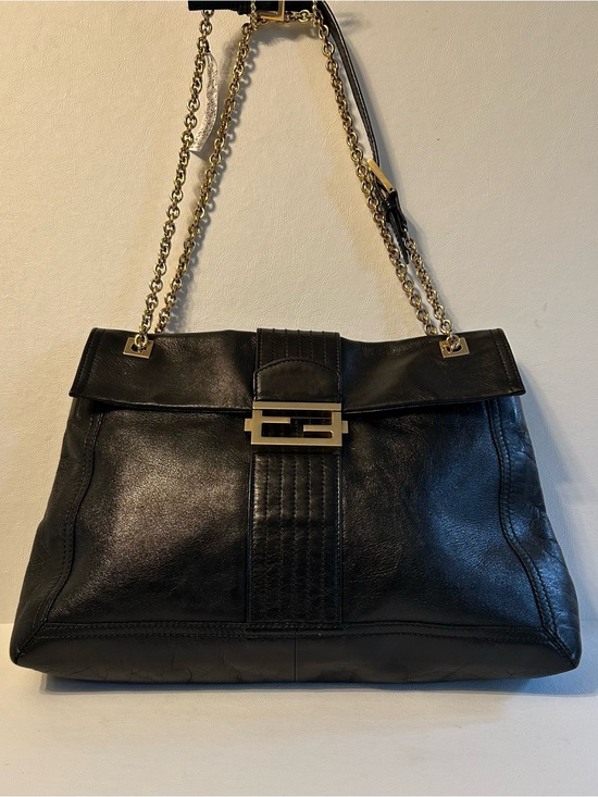 Fendi Handbags - Fendi Black Calfskin Leather Chain-Handle Crossbody Shoulder Baguette Flap Bag